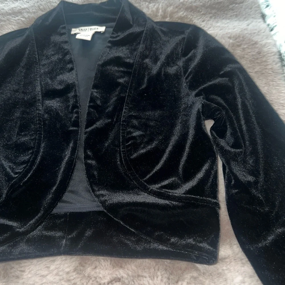 White House Black Market Elegant Black Blazer - Picture 8 of 11